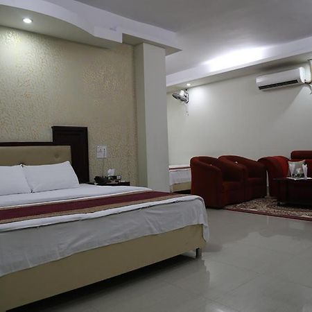 Hotel City Plaza Jessore 外观 照片